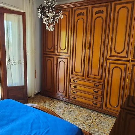 Ginestre 14 Apartment *
